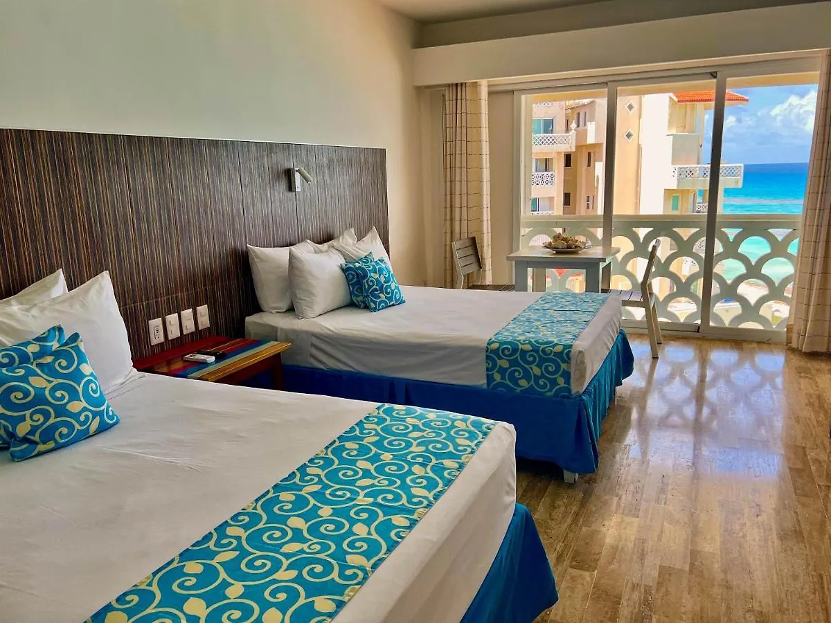 Beachside Apartments Cancun