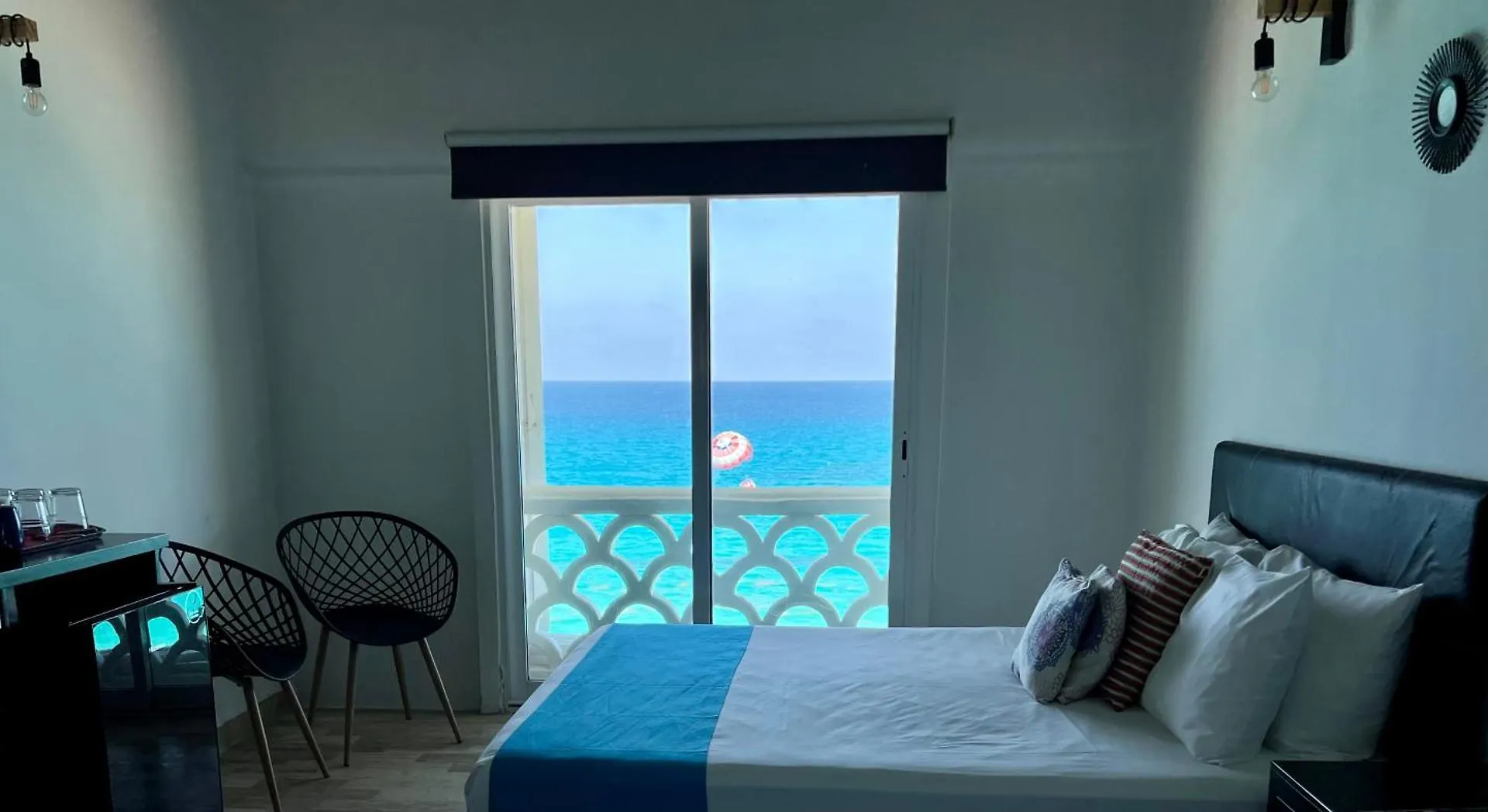 Beachside Apartments Cancun